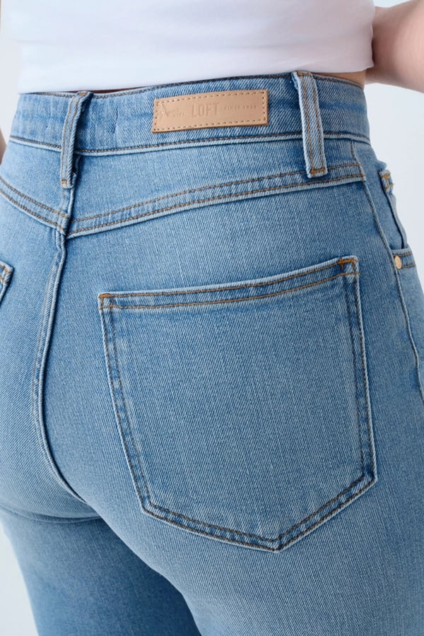 Loft LF 2038773 MOM STELLA LIGHT BLUE WASH W PNT Mavi Kadın Kot Pantolon