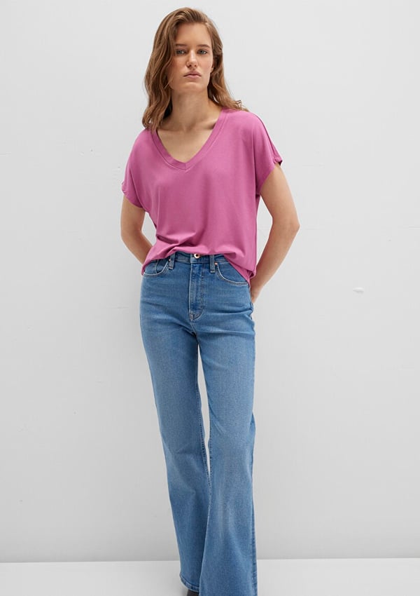 Mavi BASiC V YAKA PENYE MenekSe Pembesi Pembe Kadın T-Shirt