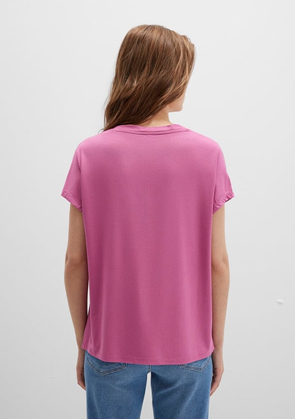 Mavi BASiC V YAKA PENYE MenekSe Pembesi Pembe Kadın T-Shirt