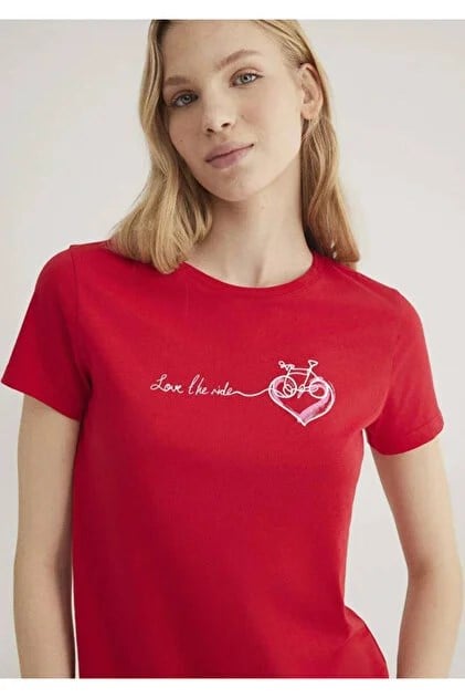 Mavi BiSiKLET BASKiLi GRAFiK TİŞÖRT Aci Kirmi Kırmızı Kadın T-Shirt