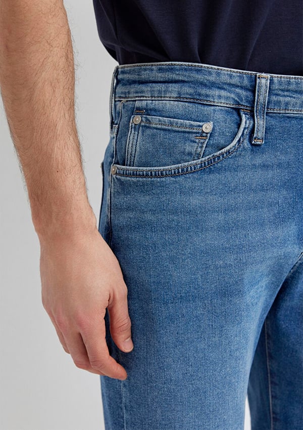 Mavi BRIAN Mid Street Comfort Denim Erkek Şort