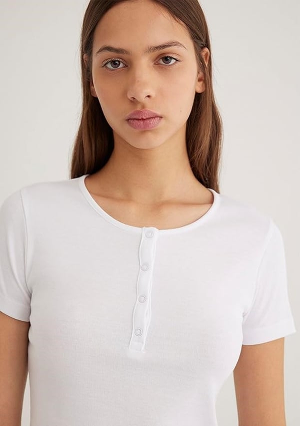 Mavi DUÄžME DETAYLi CROP Beyaz Beyaz Kadın T-Shirt
