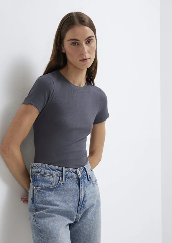 Mavi KISA KOLLU BASIC PENYE ÜST Gri İnce Çizg Gri Kadın T-Shirt