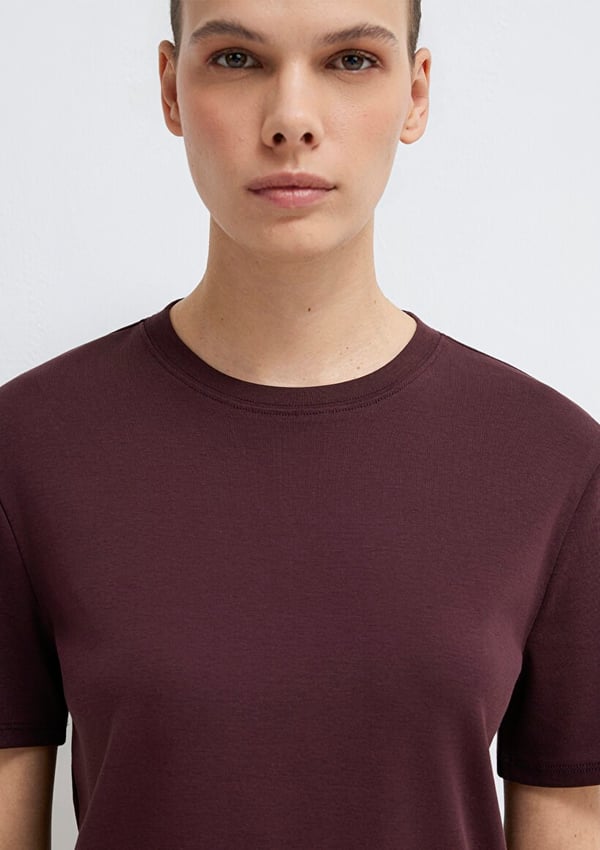 Mavi KISA KOLLU BASIC PENYE ÜST Karamel Mor Kadın T-Shirt