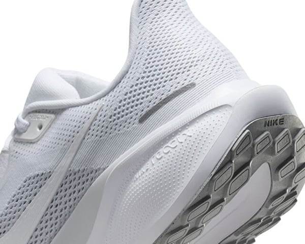Nike AIR ZOOM PEGASUS 41 Beyaz Erkek Koşu Ayakkabısı
