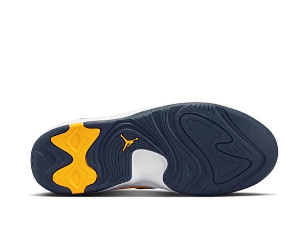 Nike JORDAN MAX AURA 7 Beyaz Erkek Basketbol Ayakkabısı