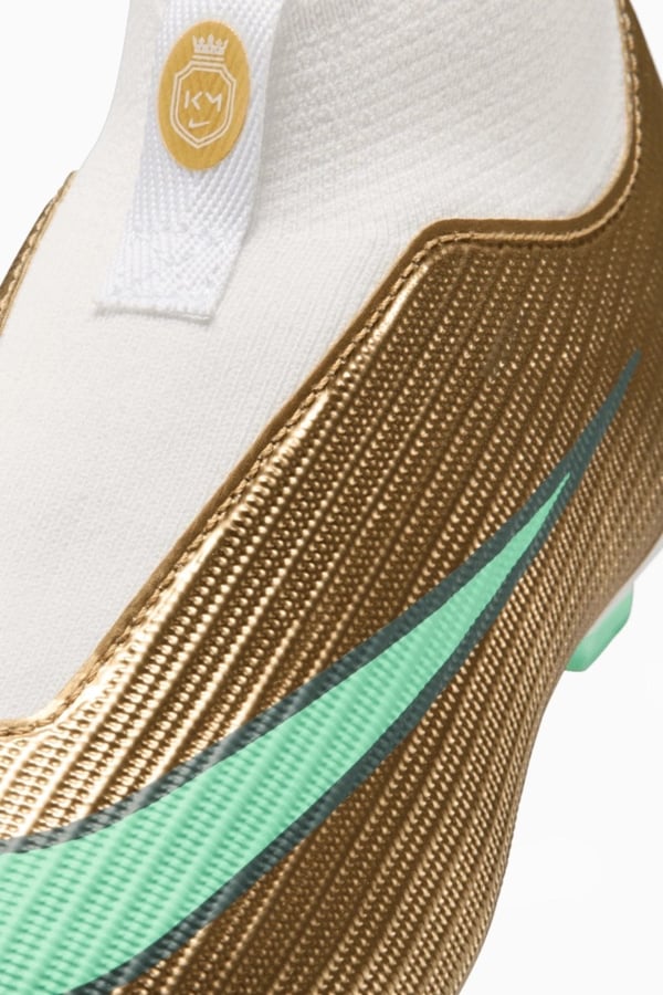 Nike JR SUPERFLY 11 ACAD FG/MG KM Gold Erkek Çocuk Krampon