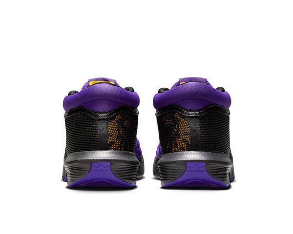 Nike LEBRON WITNESS VIII Siyah Erkek Basketbol Ayakkabısı