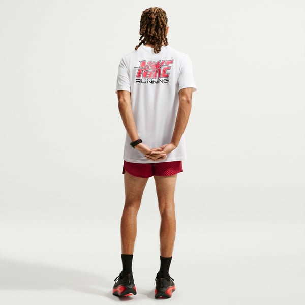 Nike M NK DF TEE STD STRIDE PRNT PK Beyaz Erkek T-Shirt