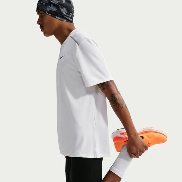 Nike M NK DF UV MILER SS Beyaz Erkek T-Shirt