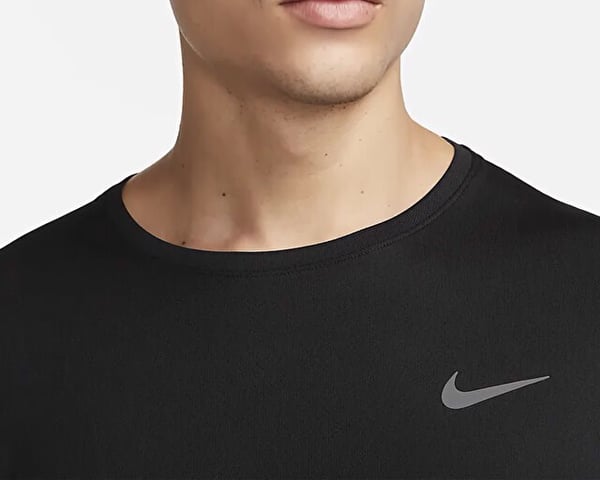 Nike M NK DF UV MILER SS Siyah Erkek T-Shirt