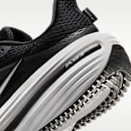 Nike NIKE AIR WINFLO 12 Siyah Erkek Koşu Ayakkabısı