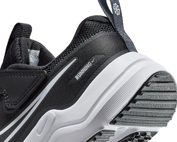 Nike NIKE COSMIC RUNNER (PSV) Siyah Unisex Çocuk Günlük Spor Ayakkabı