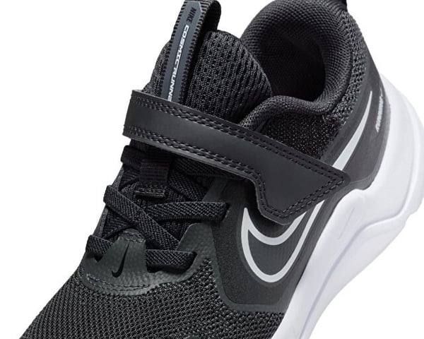 Nike NIKE COSMIC RUNNER (PSV) Siyah Unisex Çocuk Günlük Spor Ayakkabı