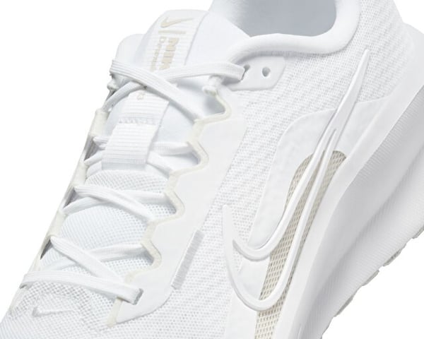 Nike NIKE DOWNSHIFTER 13 Beyaz Erkek Koşu Ayakkabısı