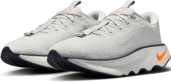 Nike NIKE MOTIVA Beyaz Erkek Antrenman Ayakkabısı