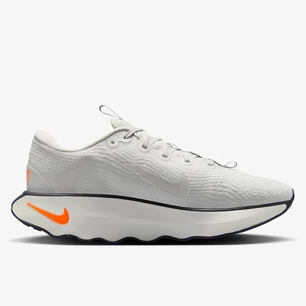 Nike NIKE MOTIVA Beyaz Erkek Antrenman Ayakkabısı