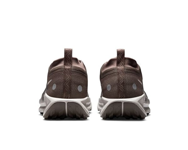 Nike NIKE PEGASUS TRAIL 5 GTX Kahverengi Erkek Koşu Ayakkabısı