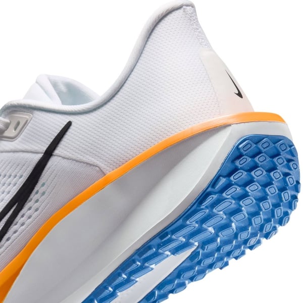 Nike NIKE QUEST 6 Beyaz Erkek Koşu Ayakkabısı