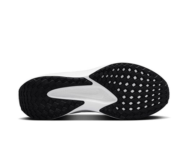 Nike NIKE QUEST 6 Siyah Erkek Koşu Ayakkabısı