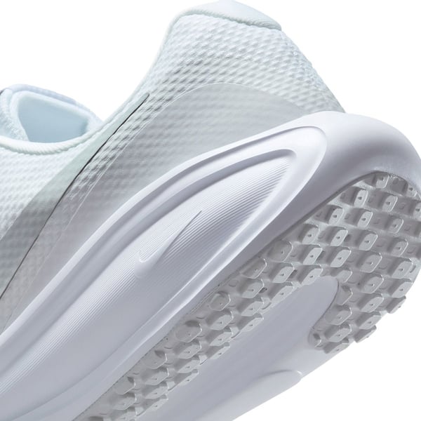 Nike Nike Revolution 8 Beyaz Erkek Koşu Ayakkabısı