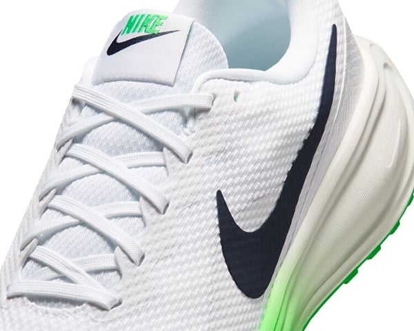 Nike Nike Revolution 8 Beyaz Erkek Koşu Ayakkabısı