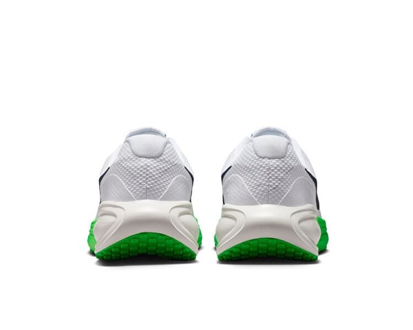 Nike Nike Revolution 8 Beyaz Erkek Koşu Ayakkabısı