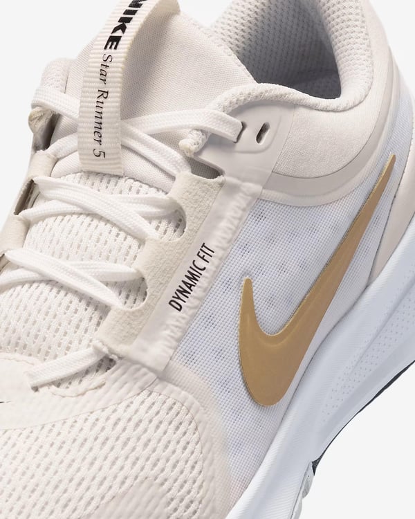 Nike NIKE STAR RUNNER 5 (GS) Beyaz Kız Çocuk Günlük Spor Ayakkabı