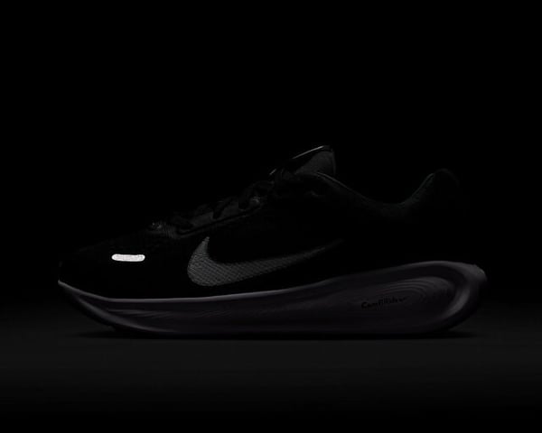 Nike NIKE STELLAR RIDE (GS) Siyah Erkek Çocuk Günlük Spor Ayakkabı
