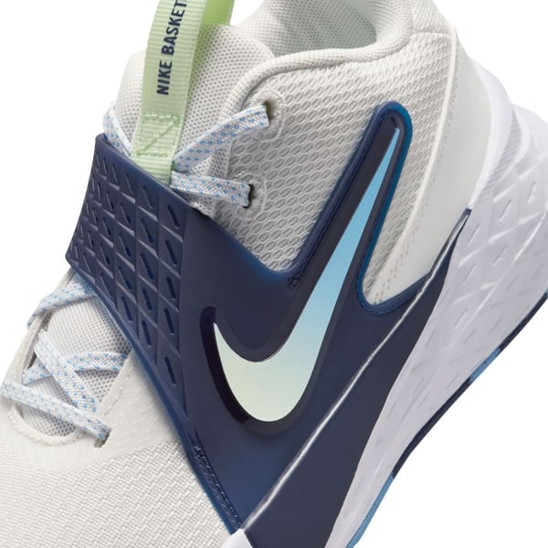 Nike Nike Team Hustle D 12 (Gs) Beyaz Erkek Çocuk Günlük Spor Ayakkabı