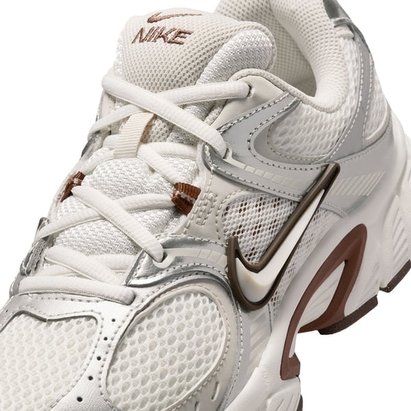 Nike Nike V5 RNR Bej Kadın Günlük Spor Ayakkabı