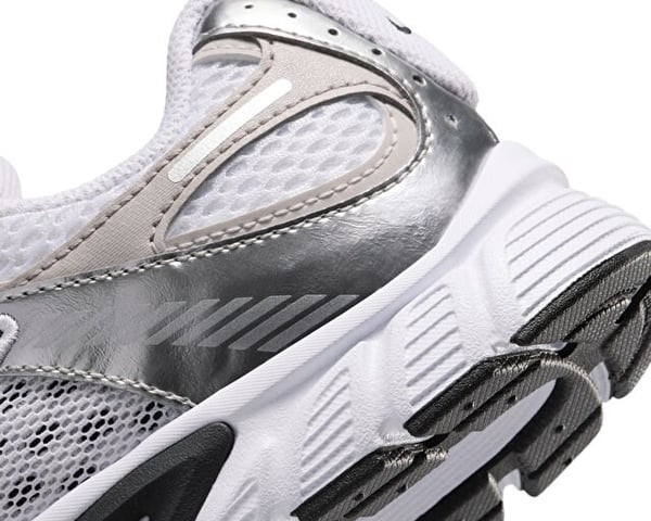 Nike Nike V5 RNR (Gs) Beyaz Erkek Çocuk Günlük Spor Ayakkabı