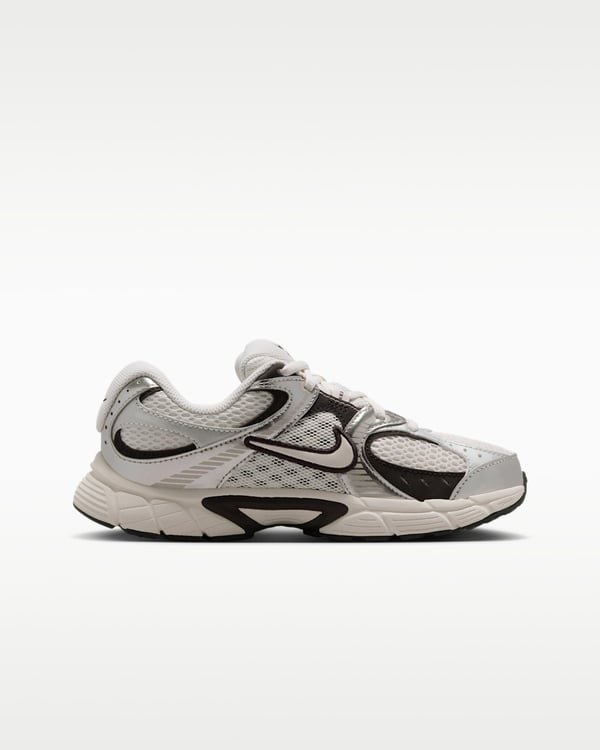Nike NIKE V5 RNR (GS) Beyaz Unisex Çocuk Günlük Spor Ayakkabı