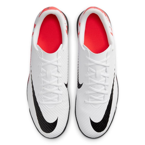 Nike VAPOR 15 CLUB TF Beyaz Erkek Halı Saha Ayakkabısı