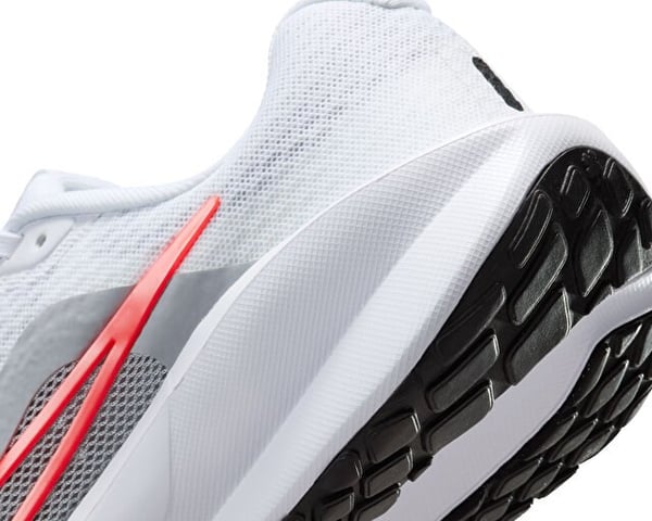 Nike W NIKE DOWNSHIFTER 13 Beyaz Kadın Koşu Ayakkabısı