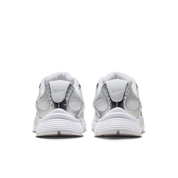 Nike W NIKE V5 RNR Beyaz Kadın Günlük Spor Ayakkabı