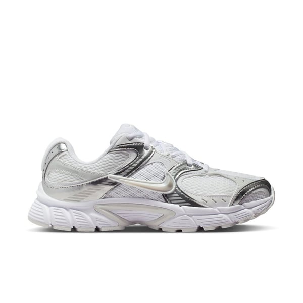 Nike W NIKE V5 RNR Beyaz Kadın Günlük Spor Ayakkabı