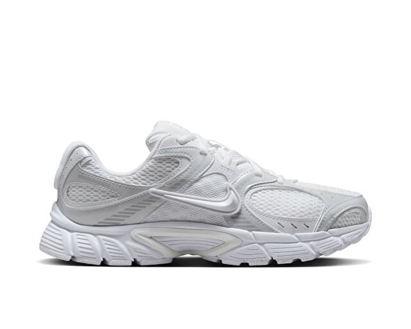 Nike W NIKE V5 RNR Beyaz Kadın Günlük Spor Ayakkabı
