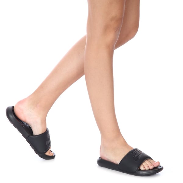 Nike W NIKE VICTORI ONE SLIDE Siyah Kadın Terlik