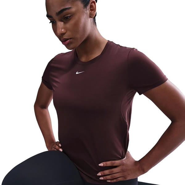 Nike W NK ONE CLASSIC DF SS TOP WT Bordo Kadın T-Shirt
