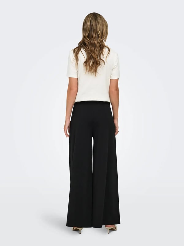 Only JDYSELMA S/S OPEN EMB TOP JRS NOOS Beyaz Kadın T-Shirt