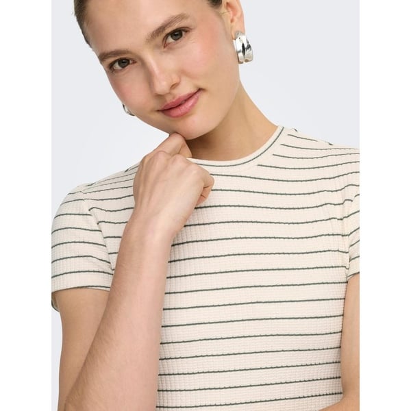 Only ONLANITS S/S O-NECK CROPPED TOP JRS Bej Kadın T-Shirt