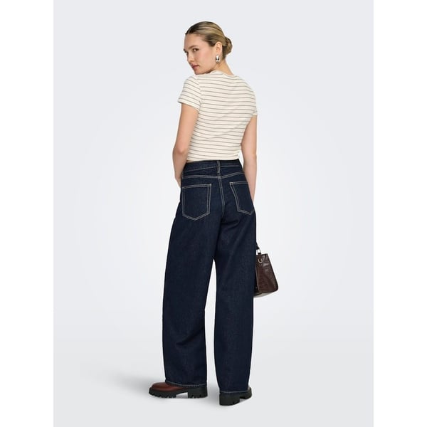 Only ONLANITS S/S O-NECK CROPPED TOP JRS Bej Kadın T-Shirt