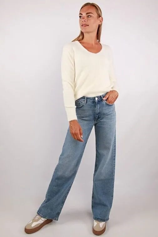 Only ONLELLA PIUMO LS V-NECK KNT Beyaz Kadın Kazak
