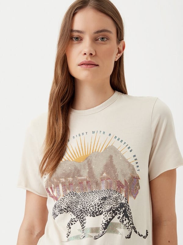 Only ONLLUCY LIFE REG S/S TOP BOX JRS Bej Kadın T-Shirt