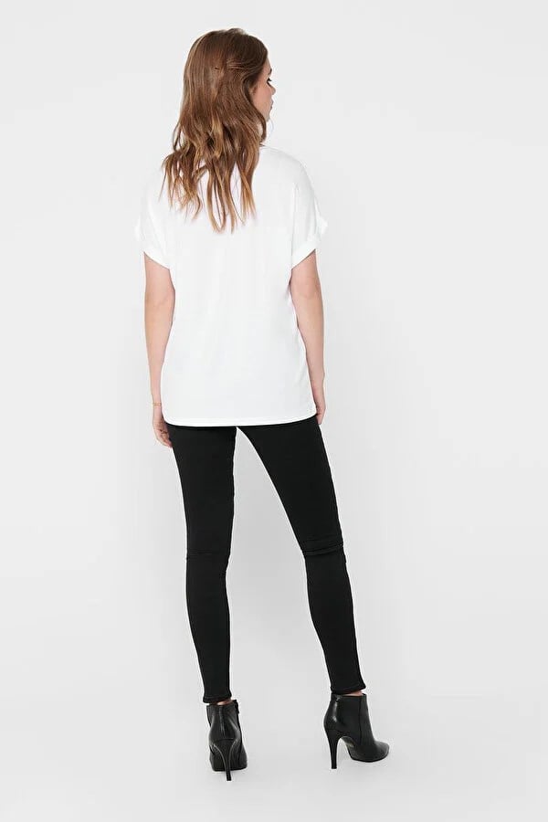 Only ONLMOSTER S/S O-NECK TOP NOOS JRS Kırık Beyaz Kadın T-Shirt