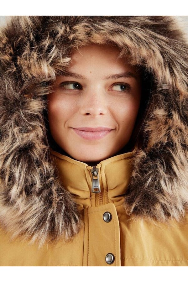 Only ONLNEWSTARLINE AW PARKA CC OTW Sarı Kadın Parka