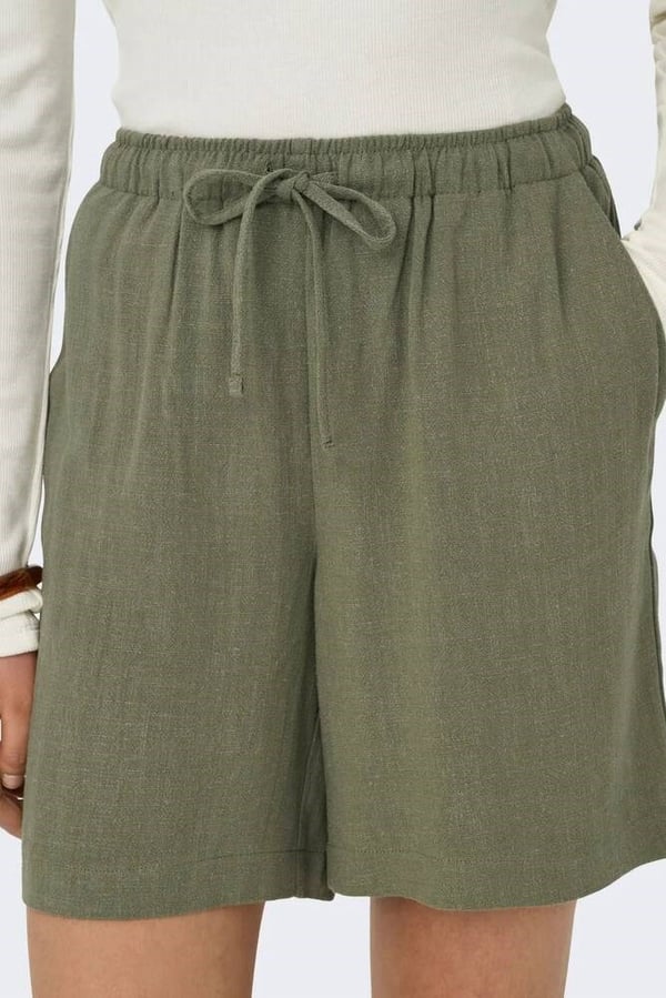 Only ONLSIESTA MW PULL-UP LIN BL SHORTS  NOOS Haki Kadın Şort