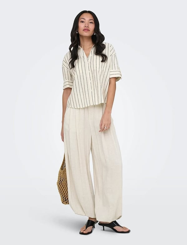 Only ONLTIZANA STRIPE S/S SHIRT WVN NOOS Bej Kadın Gömlek