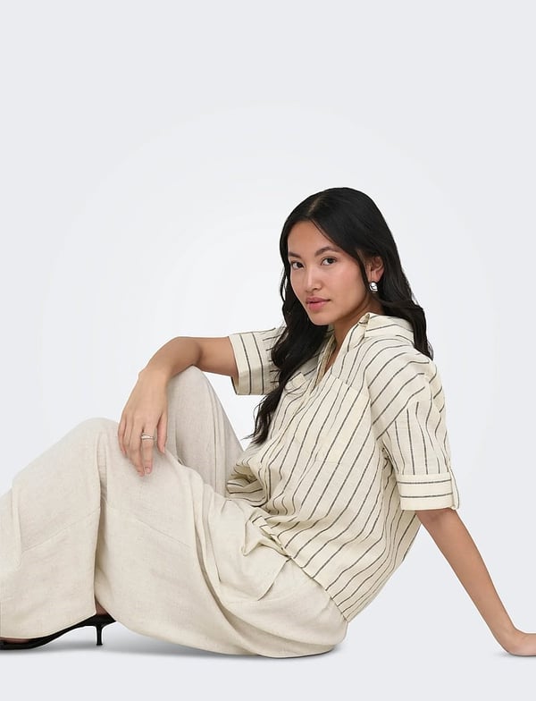 Only ONLTIZANA STRIPE S/S SHIRT WVN NOOS Bej Kadın Gömlek